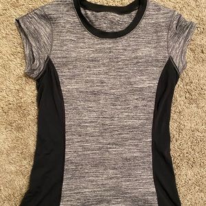 Lululemon short sleeve top